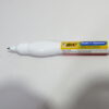 CORRECTOR LIQUIDO TIPO LAPIZ SHAKE'N 8 ML MAS UN BOLIGRAFO