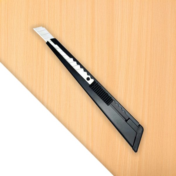 CUTTER METALICO STANDARD 3300 DE 9 MM