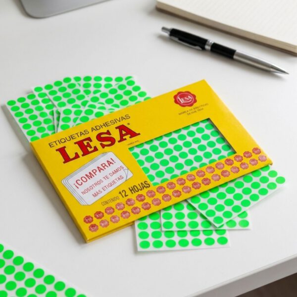 ETIQUETA-ADHESIVA-LESA-REDONDA-NUMERO-10-FLUORESCENTE-VERDE-5-PAQUETES-CON-12-HOJAS_E130-424_4 ETIQUETA ADHESIVA LESA NUMERO 10 VERDE FLUORESCENTE 11 MM REDONDA PAQUETE CON 5 SOBRES