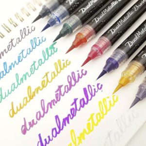 MARCADOR-PENTEL-DUAL-METALLIC-BRUSH-VERDE-Y-AZUL_M040-467_1-1 MARCADOR PENTEL DUAL METALLIC BRUSH VERDE Y AZUL