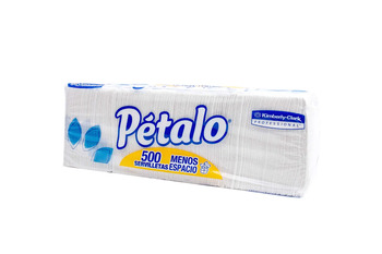 SERVILLETAS DESECHABLES PAQUETE CON 500 PZS