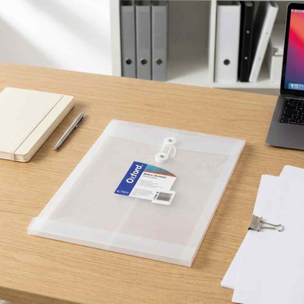 SOBRE PLASTICO VERTICAL TNS-BC OFICIO CON HILO F495B