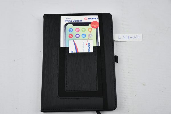 LIBRETA-DE-NOTAS-DANPEX-CON-PORTA-CELULAR-COLOR-NEGRO-RAYA-CON-192-PAGINAS_L301-021_2-1 LIBRETA DE NOTAS DANPEX PORTACELULAR CEL761 RAYA 96 HOJAS PASTA DURA