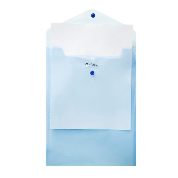 SOBRE-DE-PLASTICO-PORTADOCUMENTOS-OXFORD-F952A-AZUL-TRASLUCIDO-CARTA-VERTICAL-CON-BOTON_S071-089_2 SOBRE DE PLASTICO PORTADOCUMENTOS OXFORD F952A AZUL TRASLUCIDO CARTA VERTICAL CON BOTON